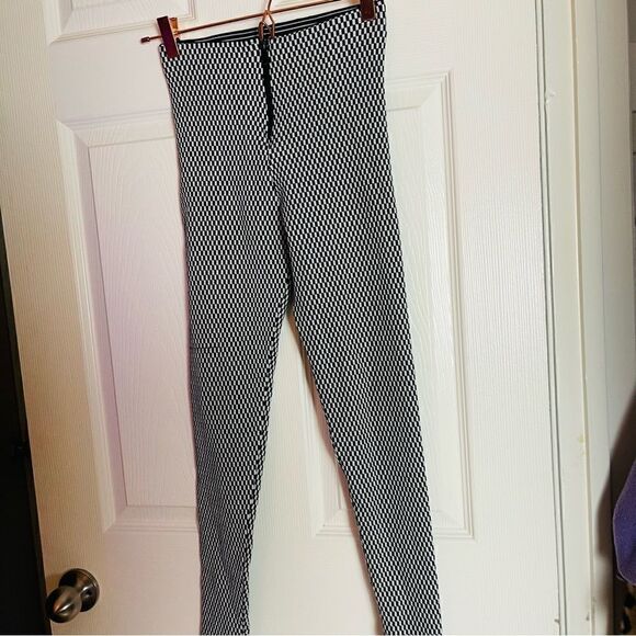 EUC Carushka Black and White Printed Leggings Medium - Picture 2 of 5